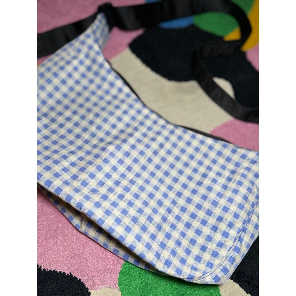 Baggu Medium Crescent — Blue Gingham - Picture 2 of 3